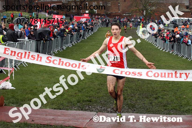 Intermediate boys 2019 New Balance English Schools Cross Country Champs, Temple Newsam, Leeds. Photo:  David T. Hewitson/Sports for All Pics